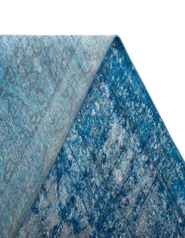 Detail image of  9' 9 x 12' 11 Vintage Royal Wool Rug