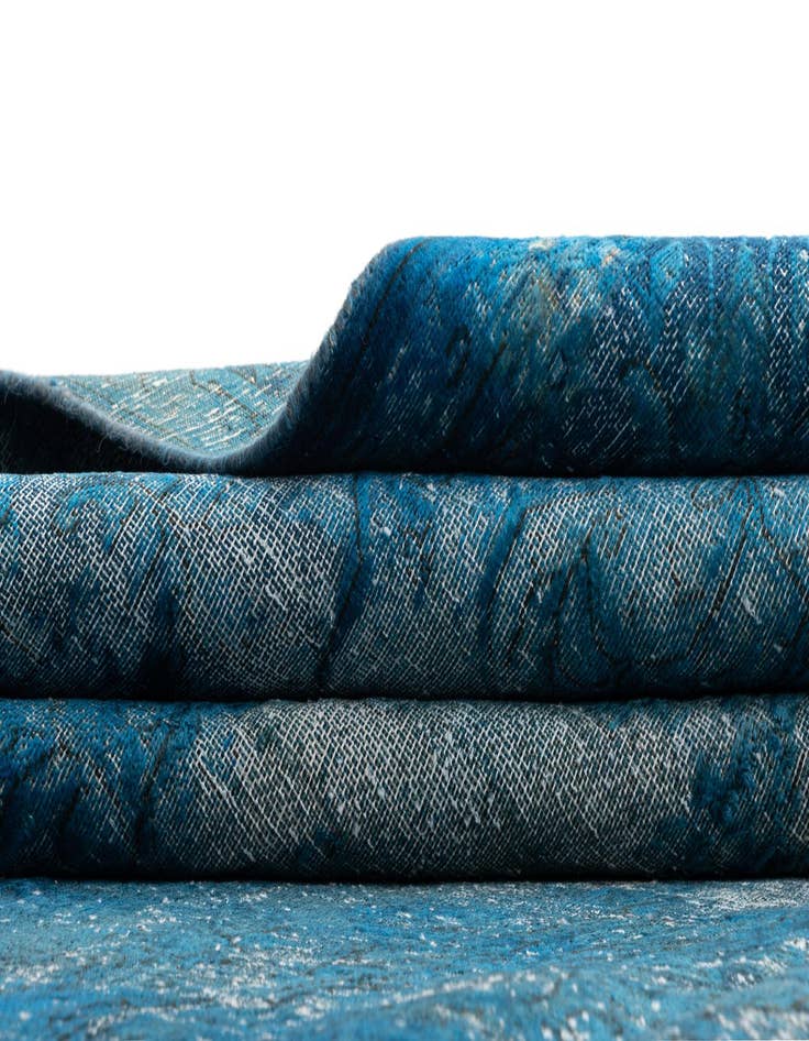 Detail image of  9' 7 x 13' 5 Vintage Royal Wool Rug