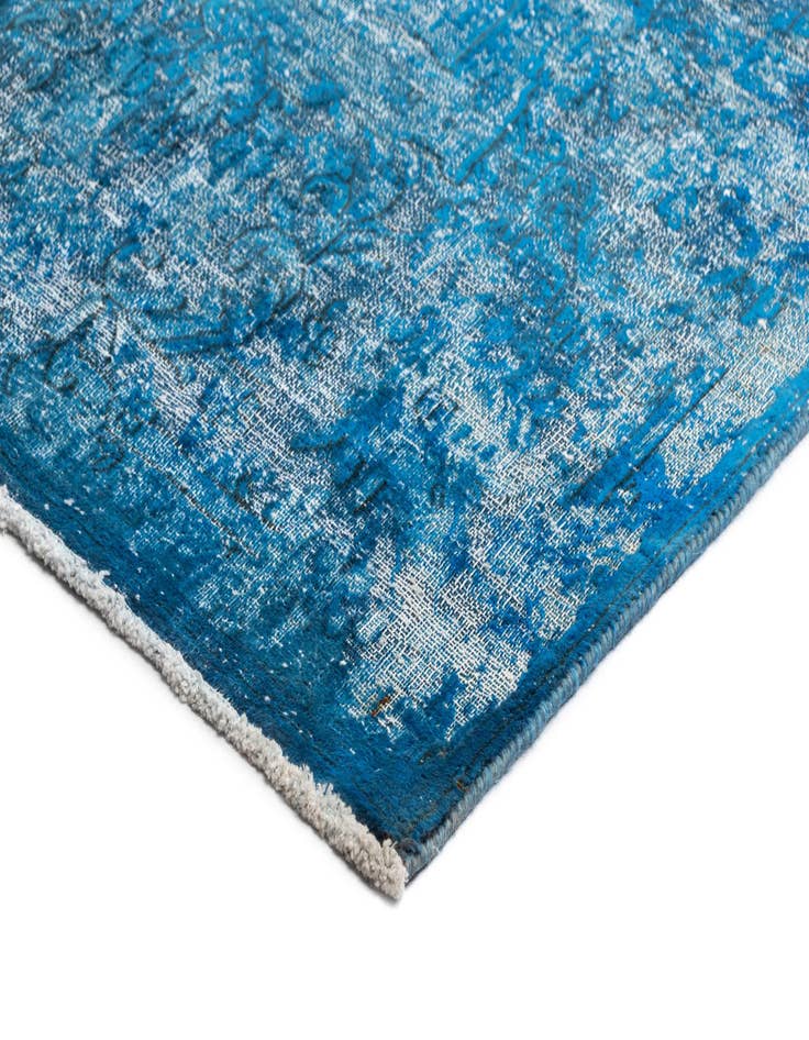Detail image of  9' 7 x 13' 5 Vintage Royal Wool Rug