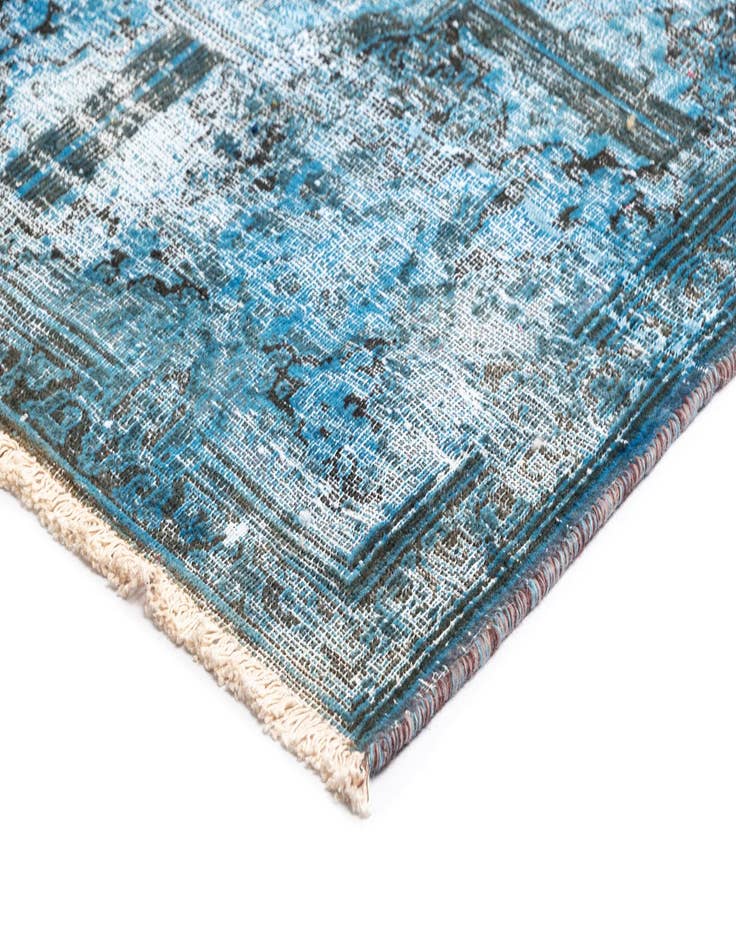 Detail image of  10' 1 x 12' 9 Vintage Royal Wool Rug