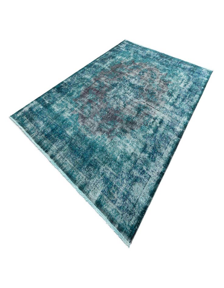 Detail image of  9' 10 x 13' Vintage Royal Wool Rug