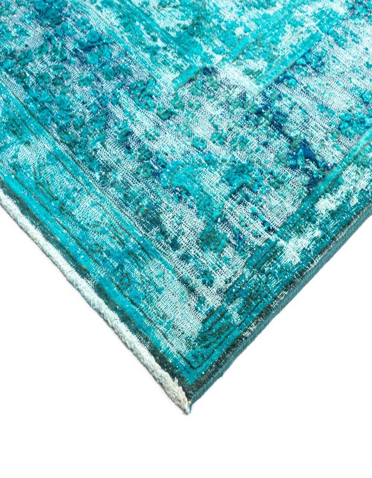 Detail image of  9' 10 x 13' 2 Vintage Royal Wool Rug