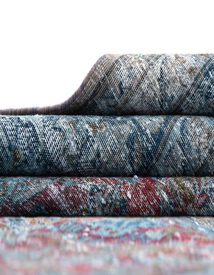 Detail image of  9' 10 x 12' 9 Vintage Royal Wool Rug