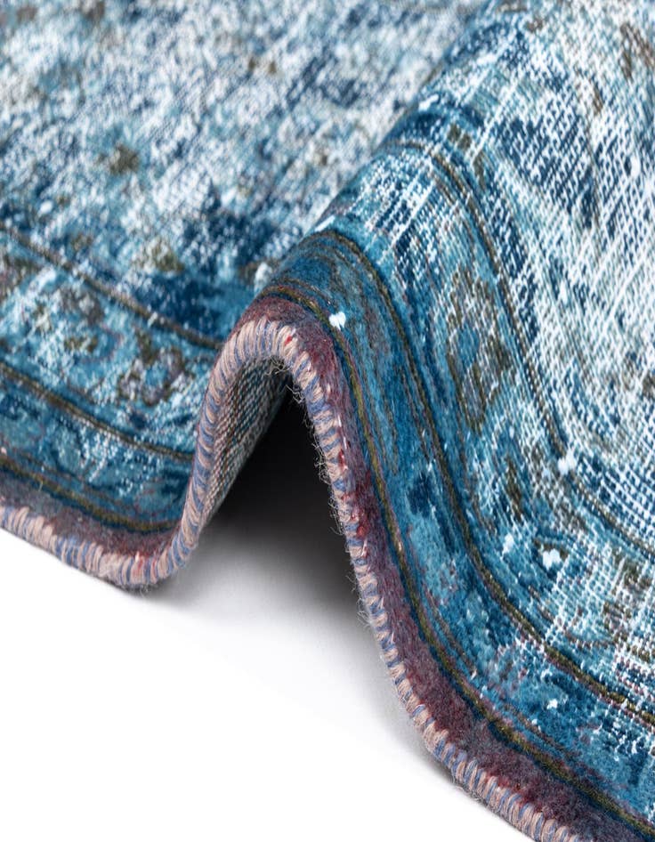 Detail image of  9' 10 x 12' 9 Vintage Royal Wool Rug