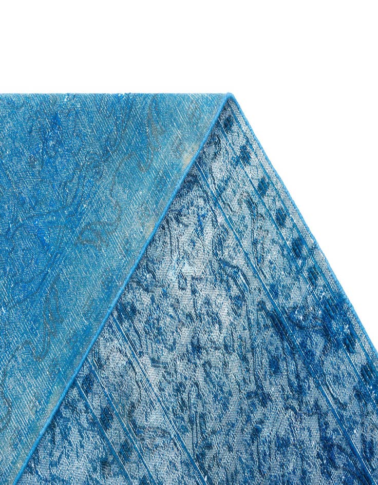 Detail image of  9' 7 x 12' 4 Vintage Royal Wool Rug