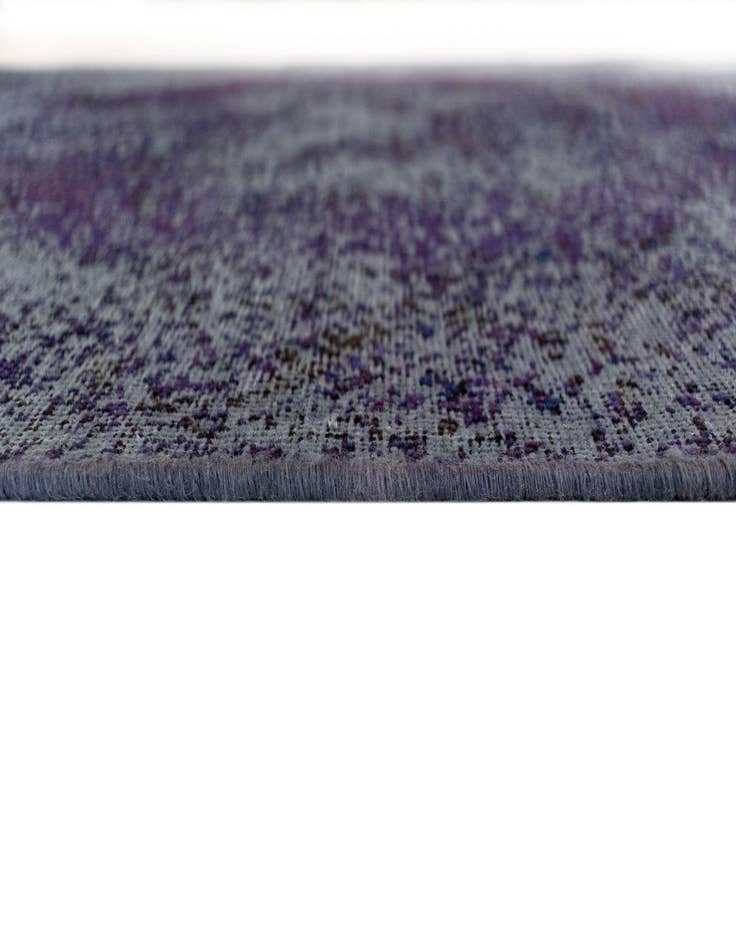 Detail image of  4' 2 x 6' 3 Vintage Royal Wool Rug