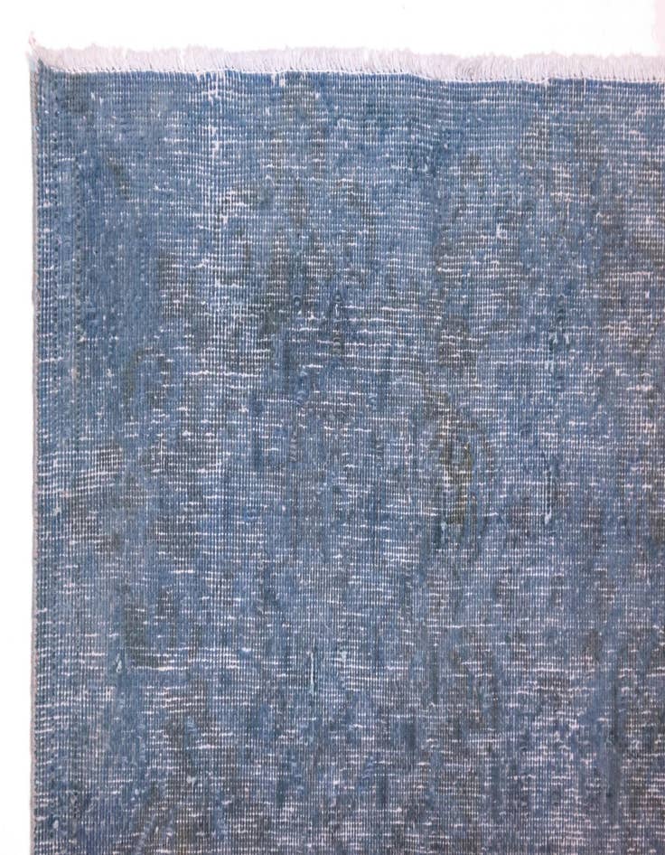 Detail image of  9' 6 x 12' 10 Vintage Royal Wool Rug