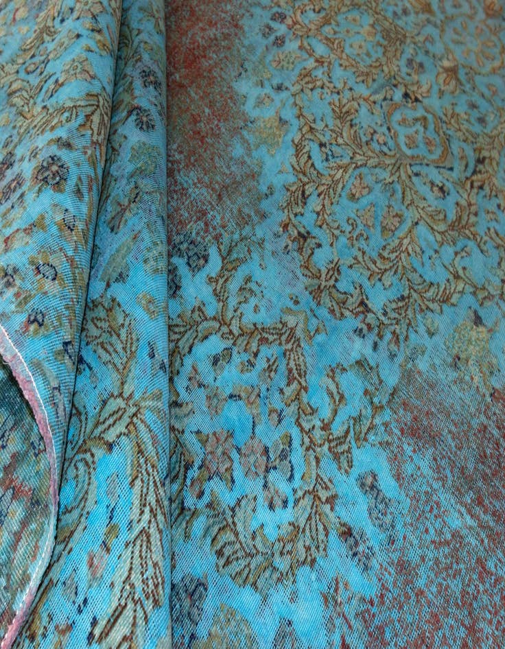 Detail image of  9' 5 x 12' 4 Vintage Royal Wool Rug