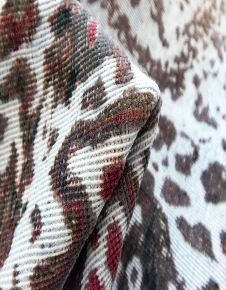 Detail image of  9' 4 x 12' 6 Vintage Royal Wool Rug