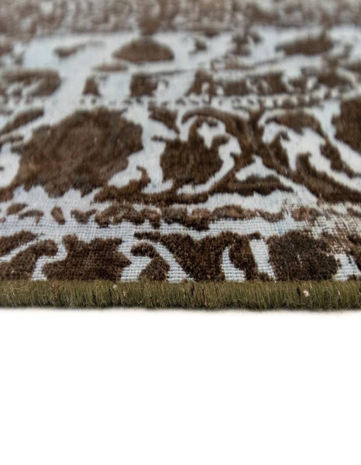 Detail image of  8' 10 x 12' 1 Vintage Royal Wool Rug