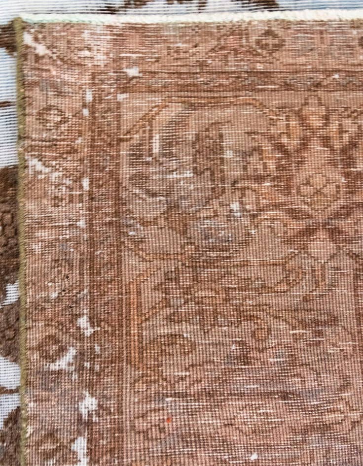 Detail image of  8' 10 x 12' 1 Vintage Royal Wool Rug