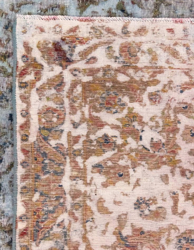 Detail image of  9' 7 x 12' 11 Vintage Royal Wool Rug