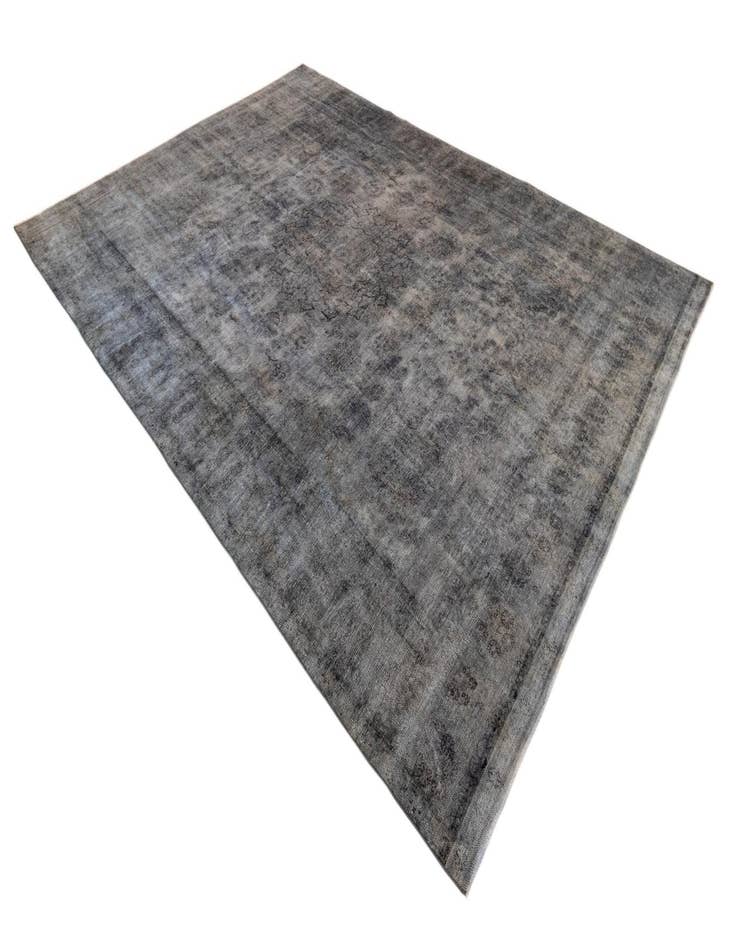 Detail image of  9' 1 x 12' 7 Vintage Royal Wool Rug