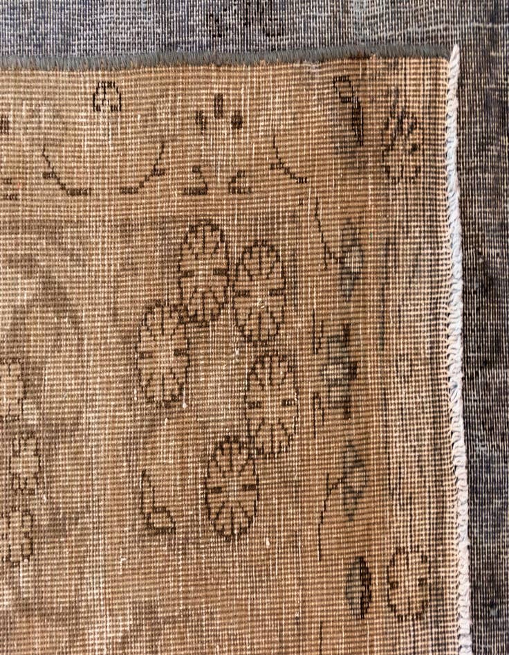 Detail image of  9' 1 x 12' 7 Vintage Royal Wool Rug