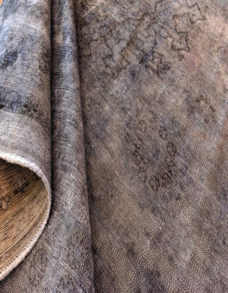 Detail image of  9' 1 x 12' 7 Vintage Royal Wool Rug