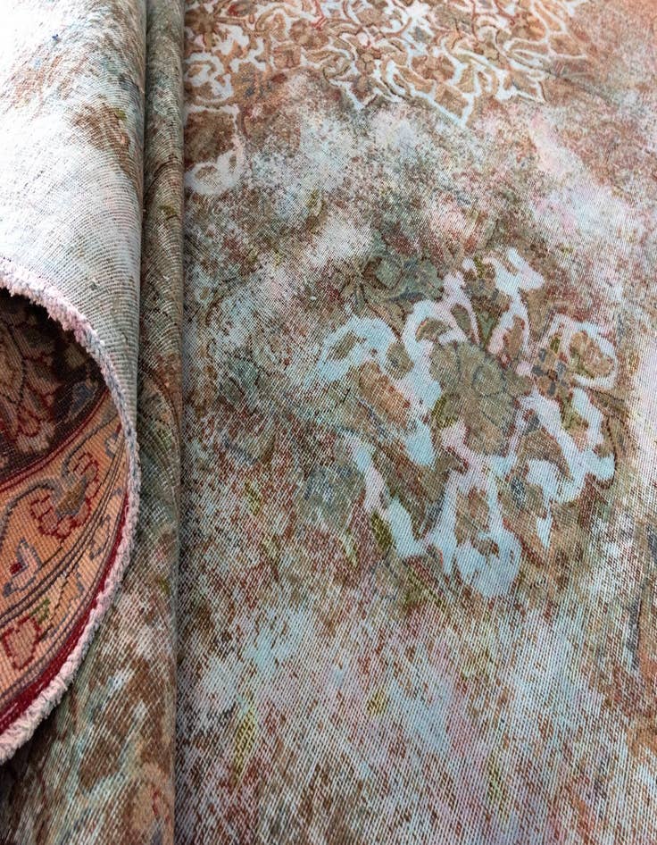 Detail image of  9' 5 x 13' 3 Vintage Royal Wool Rug