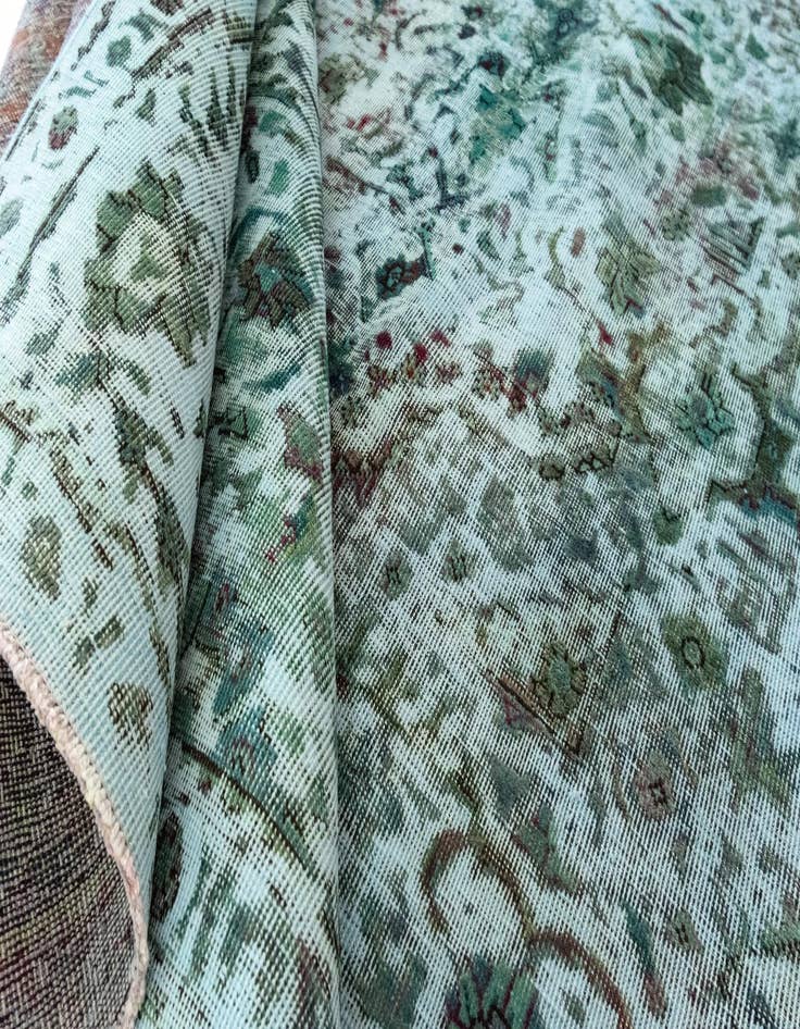 Detail image of  9' 5 x 12' 2 Vintage Royal Wool Rug