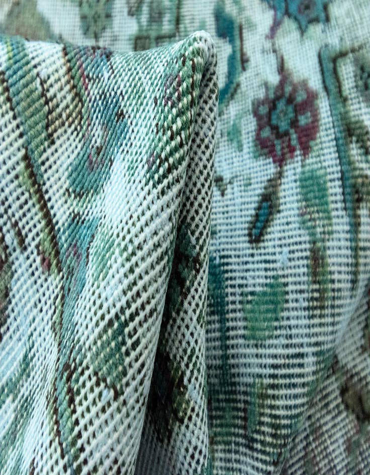 Detail image of  9' 5 x 12' 2 Vintage Royal Wool Rug