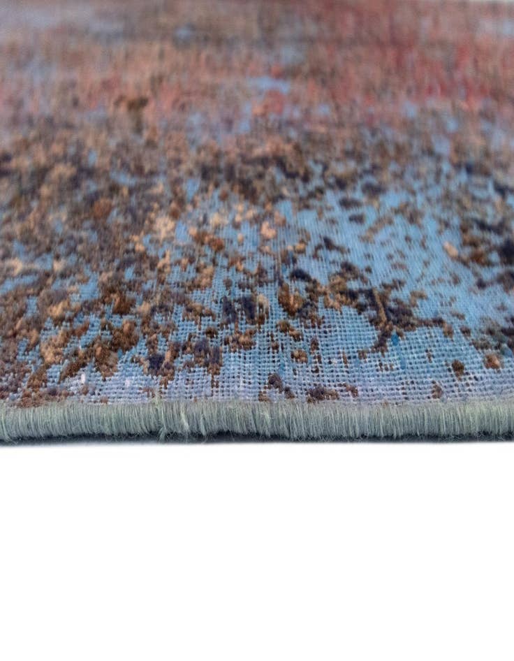 Detail image of  9' x 13' 9 Vintage Royal Wool Rug