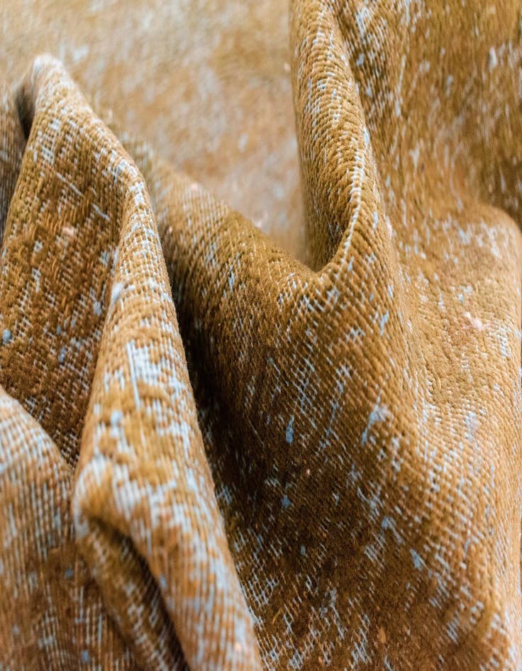 Detail image of  3' 8 x 6' 8 Vintage Royal Wool Rug