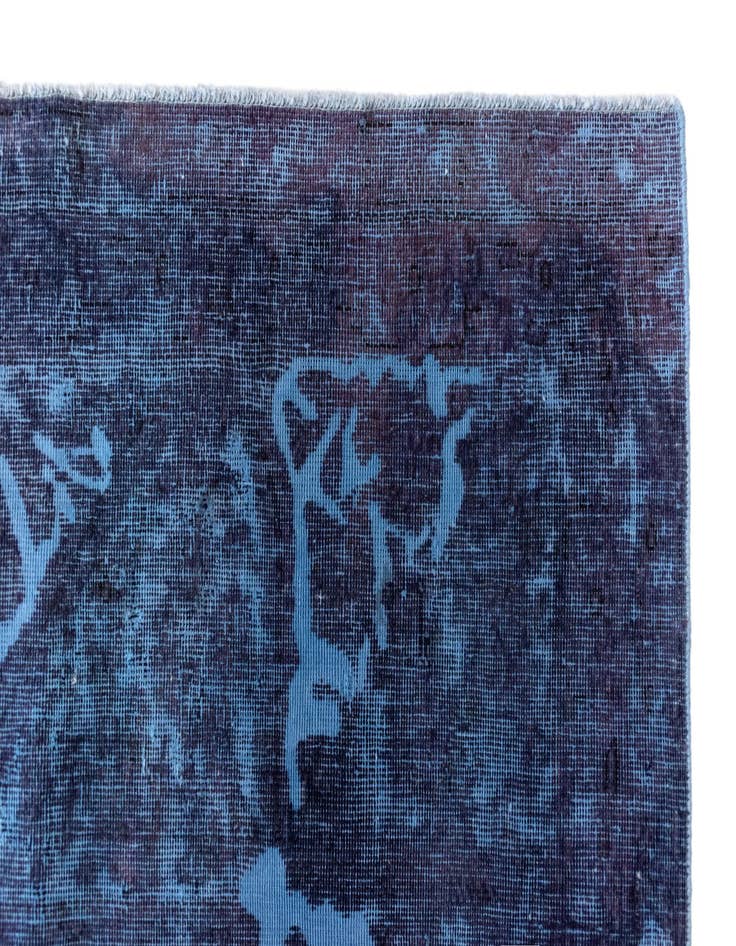 Detail image of  9' 6 x 13' 3 Vintage Royal Wool Rug