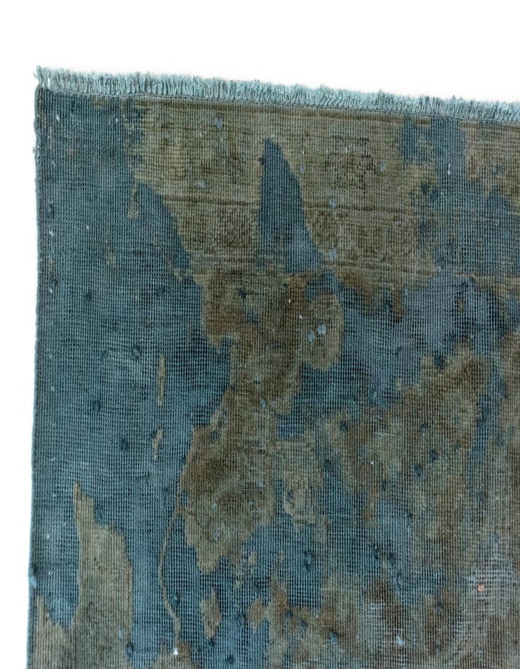 Detail image of  9' 7 x 13' Vintage Royal Wool Rug