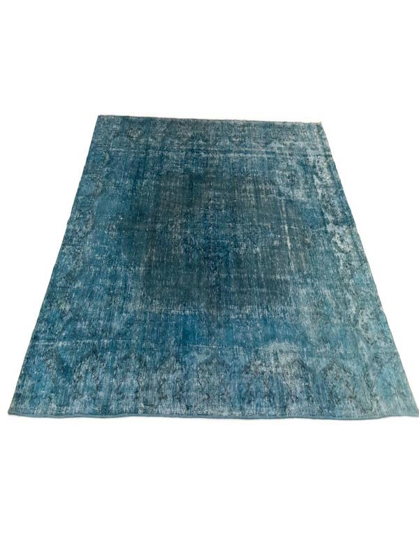 Detail image of  9' x 12' 9 Vintage Royal Wool Rug