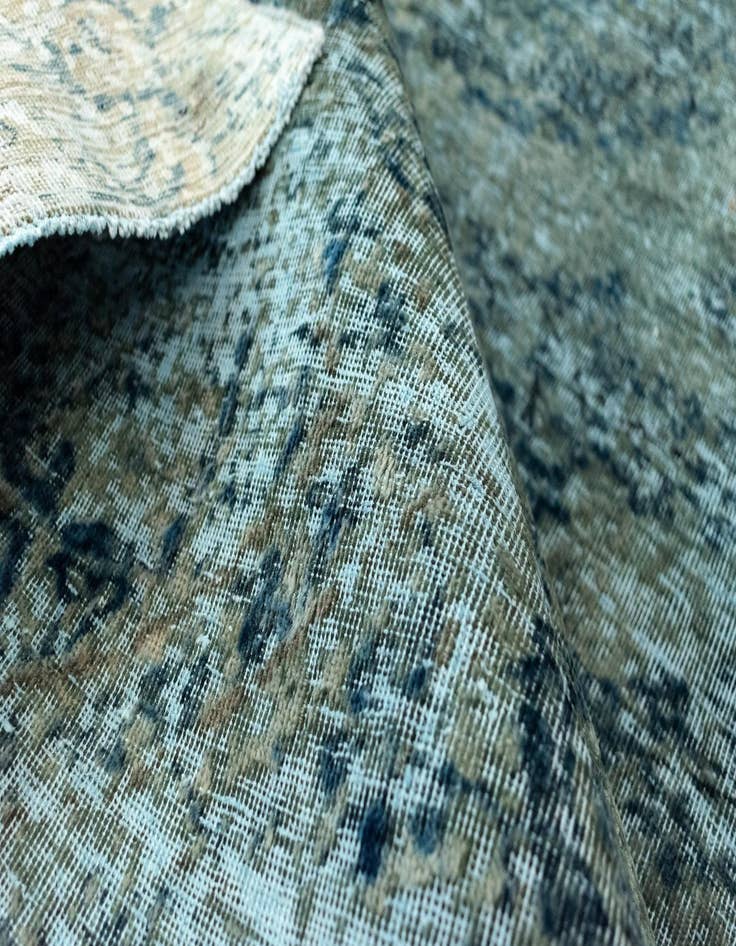 Detail image of  9' 1 x 12' 4 Vintage Royal Wool Rug