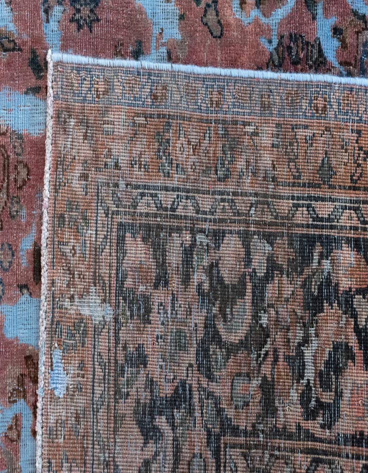 Detail image of  7' 11 x 10' 8 Vintage Royal Wool Rug