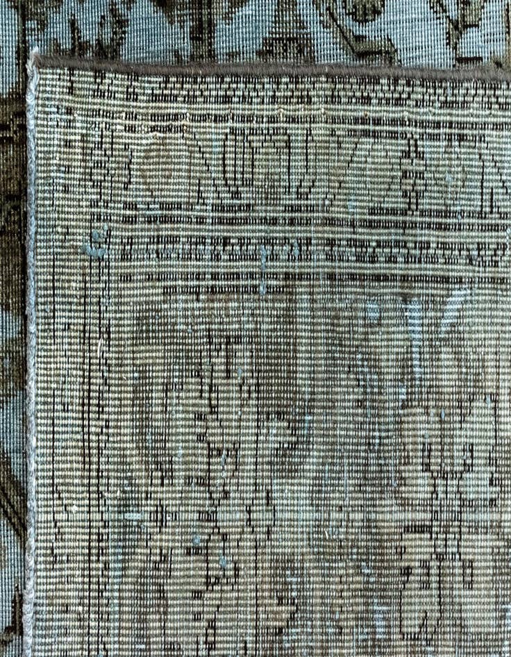 Detail image of  8' 2 x 11' 2 Vintage Royal Wool Rug