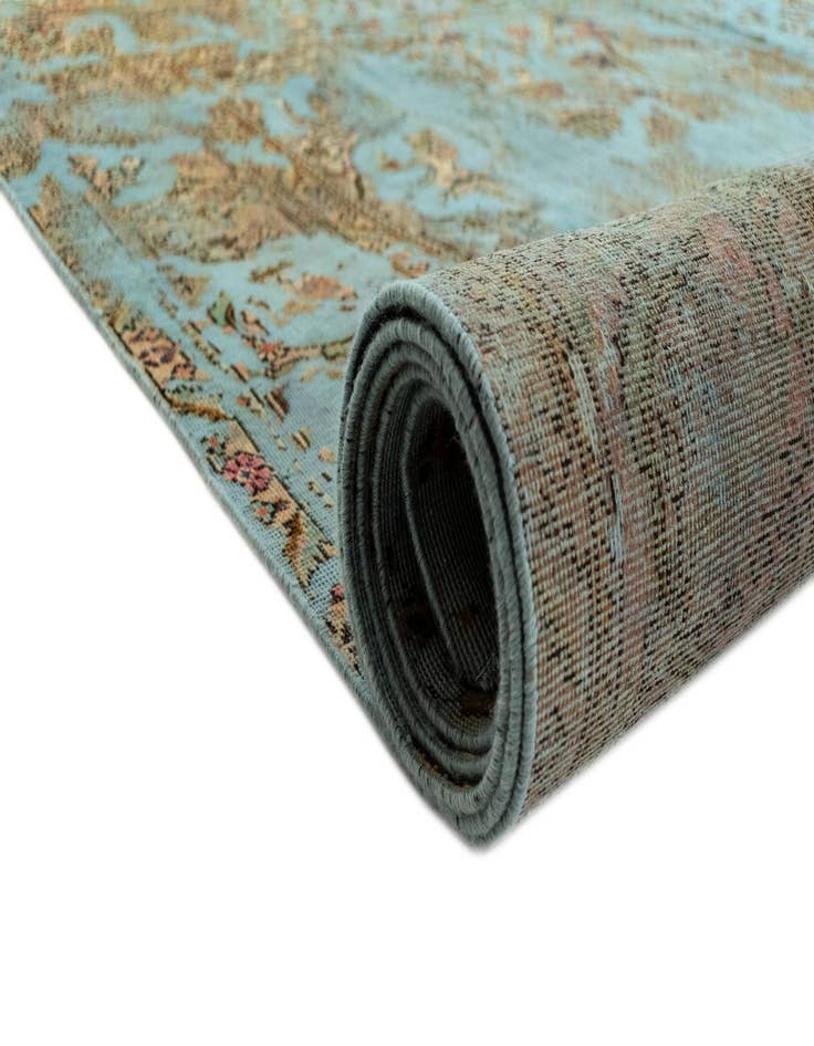 Detail image of  8' x 11' 9 Vintage Royal Wool Rug