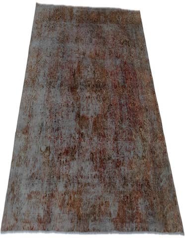 Detail image of  6' 8 x 9' 11 Vintage Royal Wool Rug