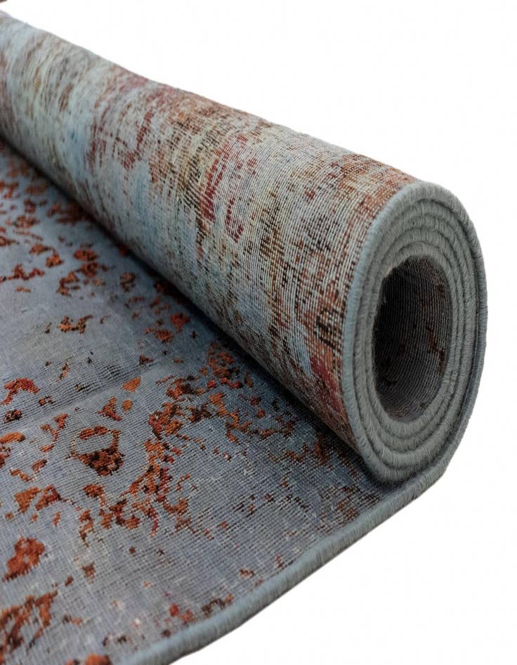 Detail image of  6' 3 x 9' 7 Vintage Royal Wool Rug