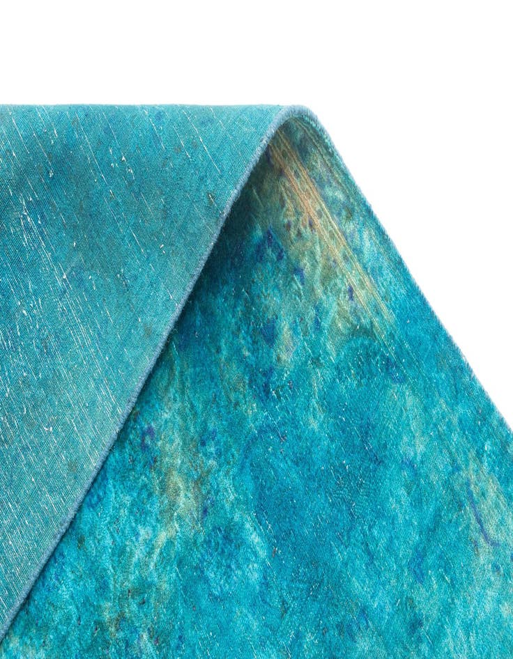 Detail image of  3' 9 x 4' 4 Vintage Royal Rug