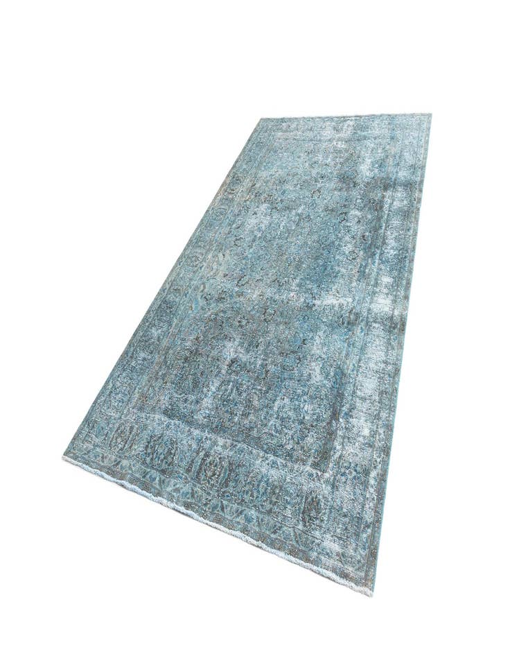 Detail image of  6' x 10' 3 Vintage Royal Rug