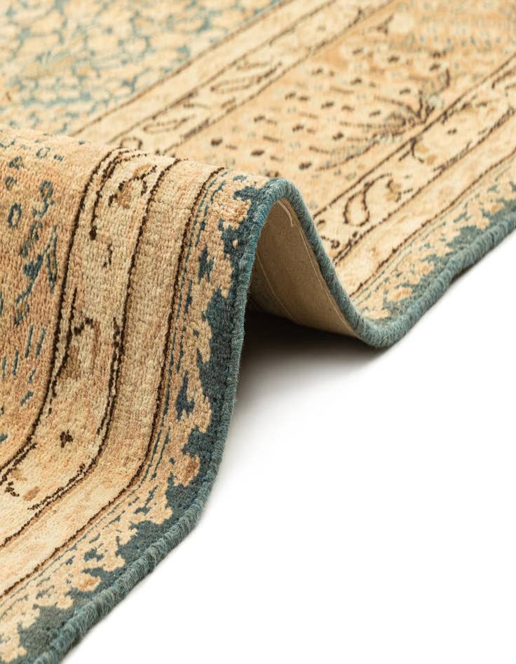 Detail image of  8' 11 x 11' 8 Vintage Royal Rug