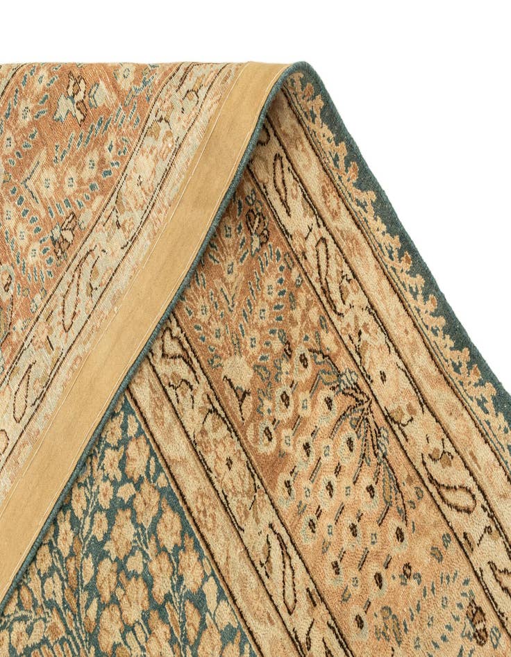 Detail image of  8' 11 x 11' 8 Vintage Royal Rug