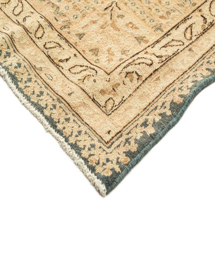 Detail image of  8' 11 x 11' 8 Vintage Royal Rug