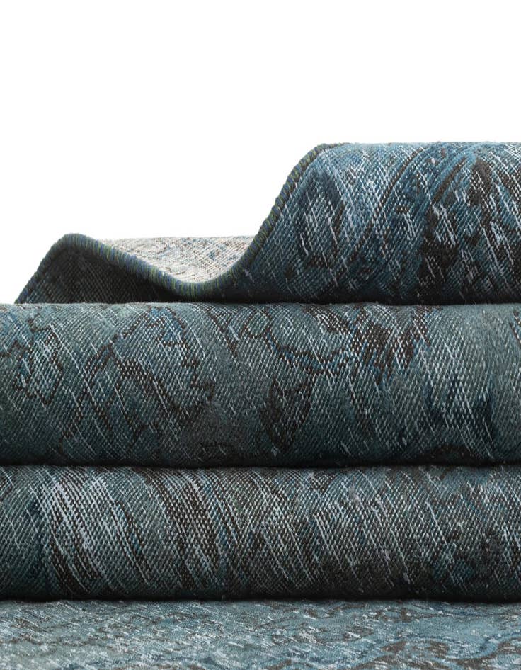 Detail image of  5' 11 x 9' 1 Vintage Rug