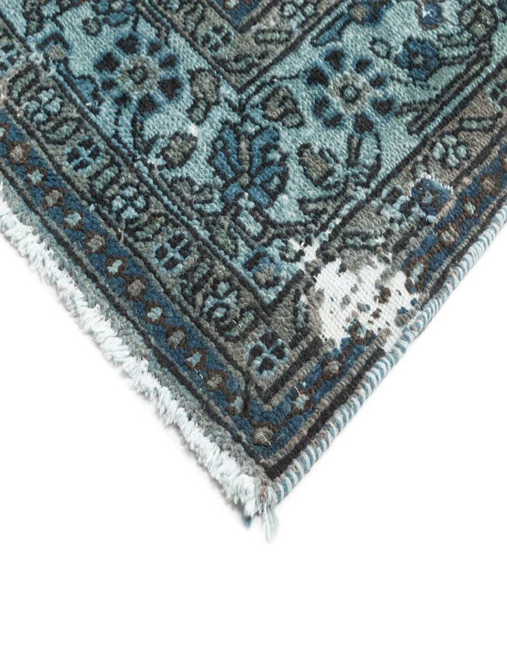 Detail image of  9' 1 x 13' 7 Vintage Rug