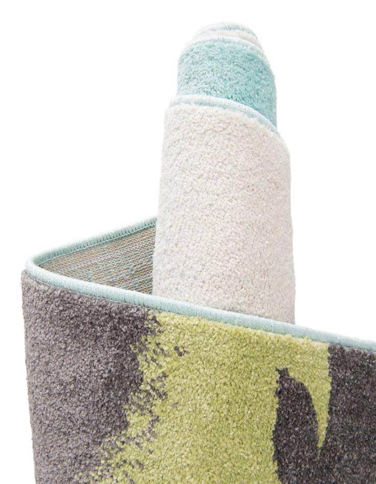 Detail image of  4' 1 x 6' 1 Giraffe Whimsy Kids Rug