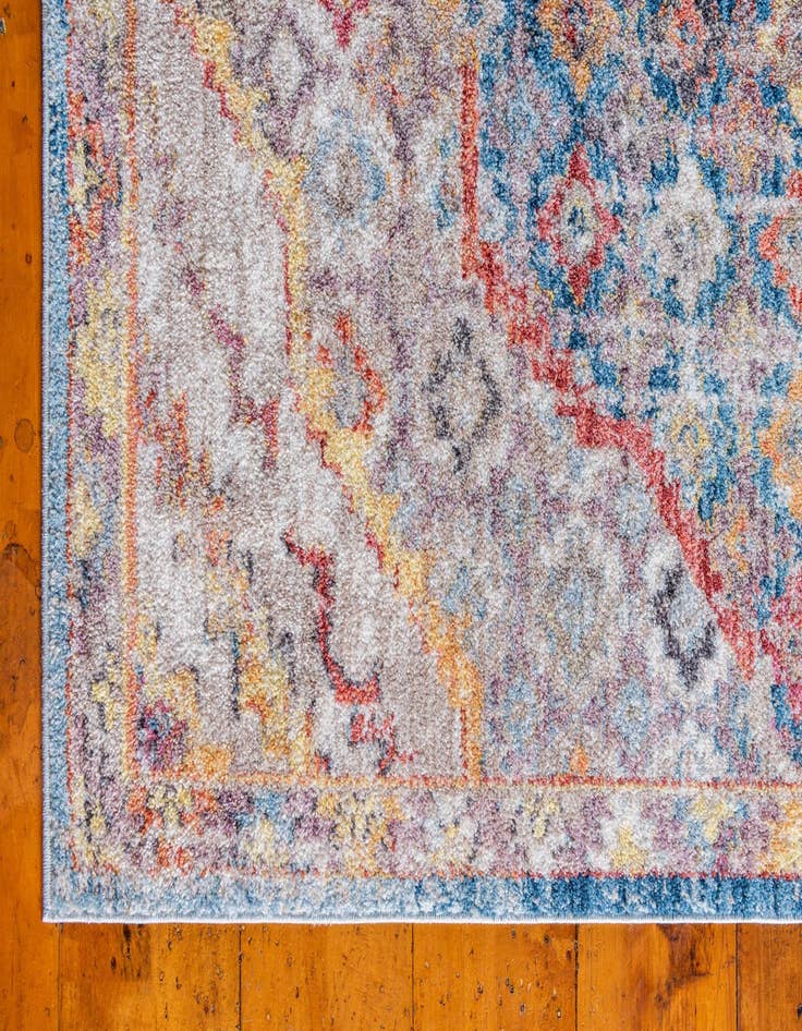 Detail image of  5' 3 x 7' 10 Williamsburg Rug