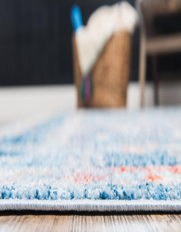 Detail image of 3' 3 x 5' 3 Williamsburg Rug