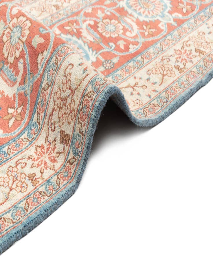 Detail image of  9' 10 x 13' Yazd Rug