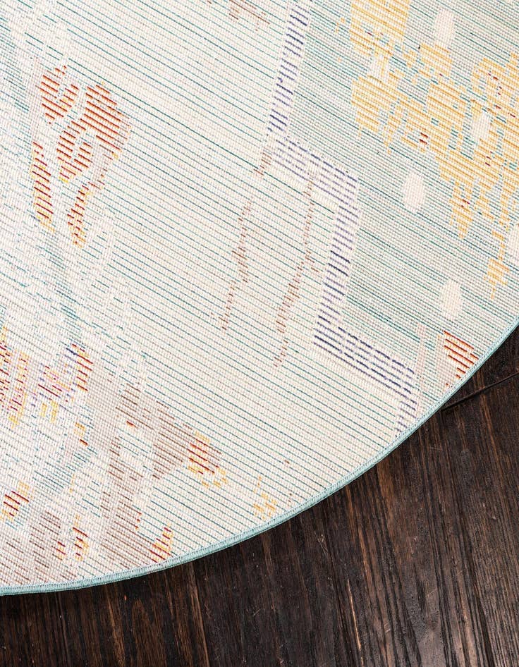 Detail image of 6' x 6' Alexis Round Rug