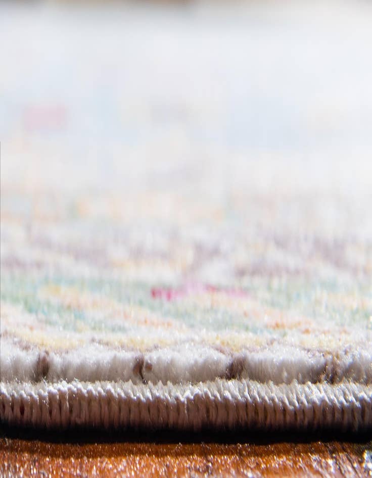 Detail image of  8' x 8' Alexis Round Rug