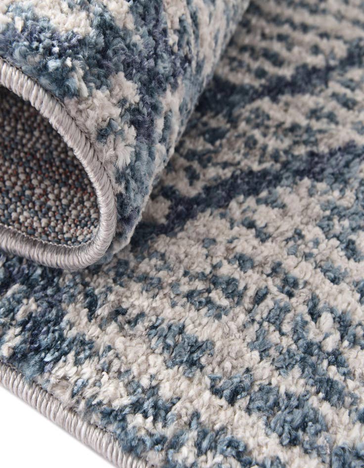 Detail image of  3' 3 x 3' 3 Aramis Round Rug