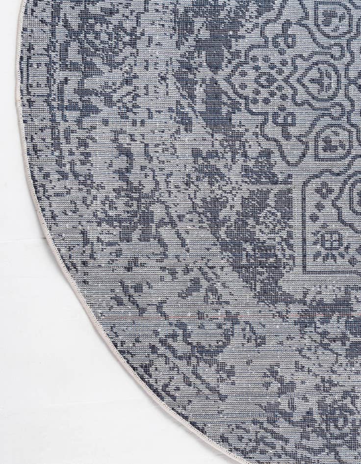 Detail image of  5' 3 x 5' 3 Arlington Round Rug