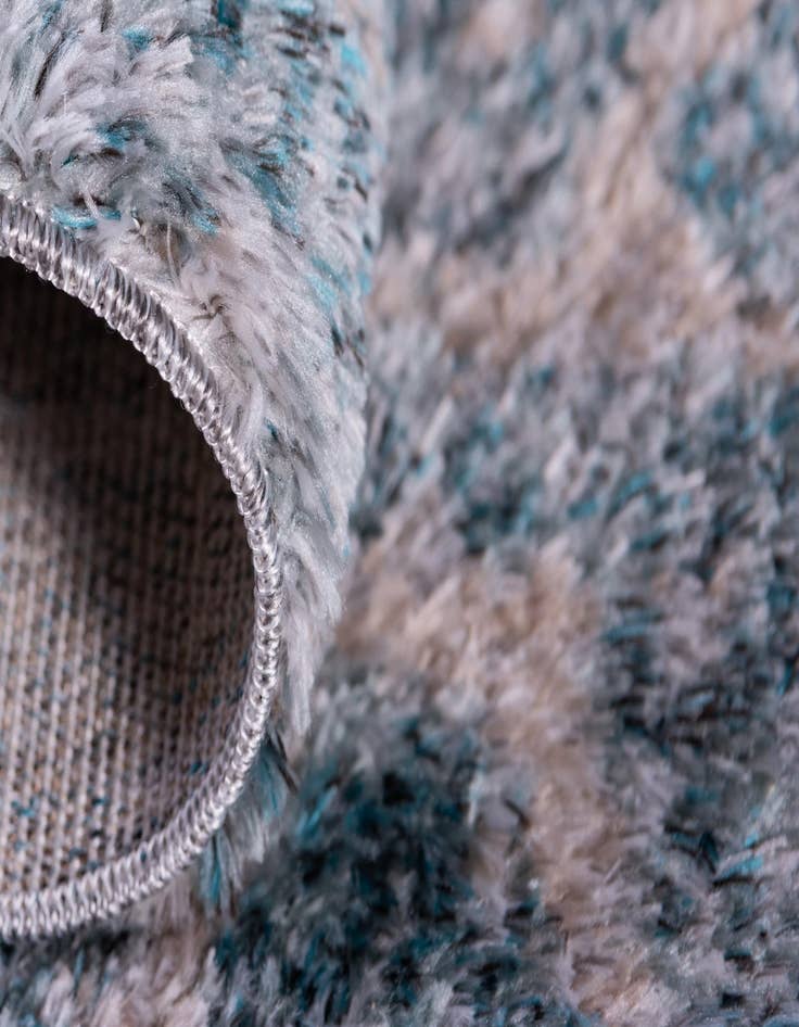 Detail image of  4' 7 x 4' 7 Artemis Round Rug