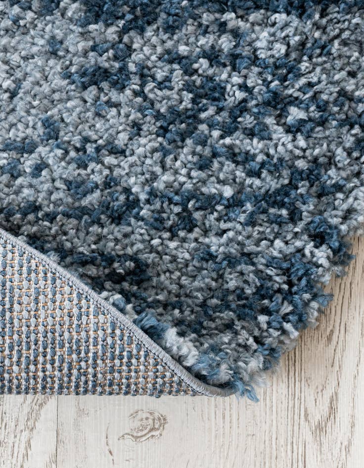 Detail image of  3' 3 x 3' 3 Athena Shag Round Rug